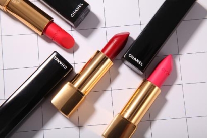 韓國化妝品進口報關(guān)到上海外高橋港案例，看臻力人是如何解決的！