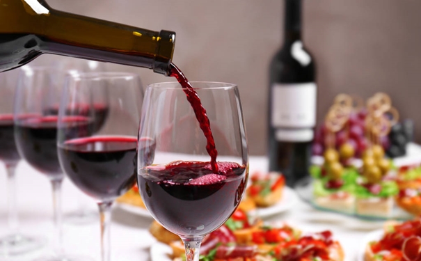 1628675161800981.jpg 上海紅酒進口報關公司_副本.jpg